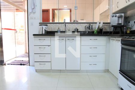 Cozinha de casa para alugar com 3 quartos, 3000m² em Jardim Atlantico, Goiânia