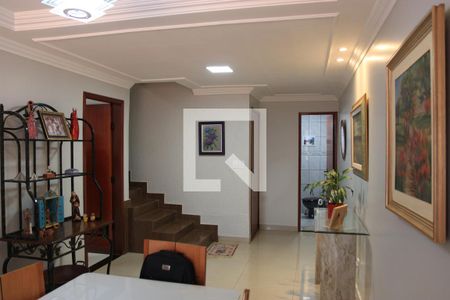 Sala de casa para alugar com 3 quartos, 3000m² em Jardim Atlantico, Goiânia