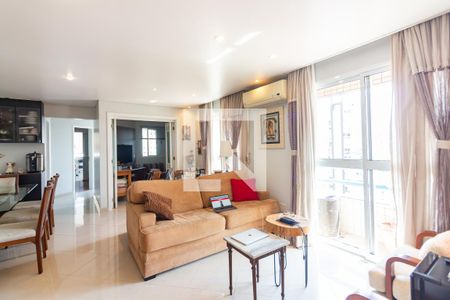 Sala  de apartamento à venda com 3 quartos, 156m² em Centro, Osasco