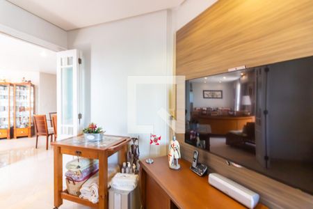 Sala de TV de apartamento à venda com 3 quartos, 156m² em Centro, Osasco