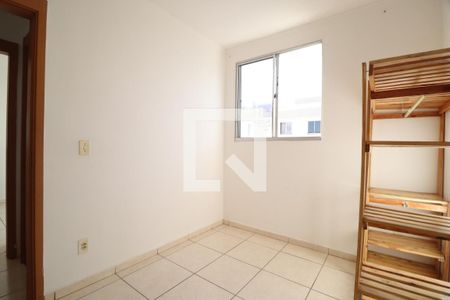 Quarto 2 de apartamento para alugar com 2 quartos, 49m² em Chácaras Tubalina e Quartel, Uberlândia