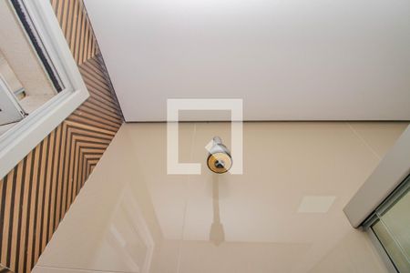 Banheiro da Suíte de apartamento à venda com 3 quartos, 65m² em Humaitá, Porto Alegre