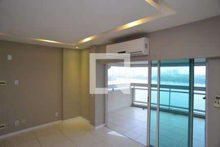 Sala de apartamento para alugar com 4 quartos, 133m² em Barra da Tijuca, Rio de Janeiro