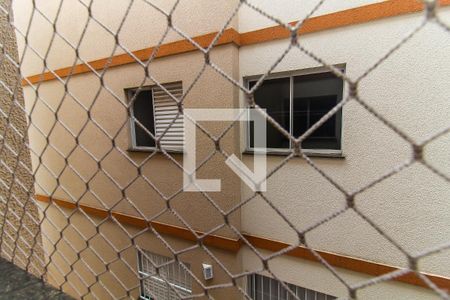 Vista da Sala/Cozinha de apartamento para alugar com 2 quartos, 40m² em Conjunto Residencial José Bonifácio, São Paulo