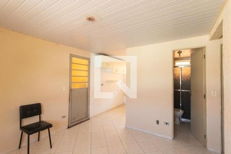 Sala de apartamento para alugar com 2 quartos, 45m² em Tatuquara, Curitiba