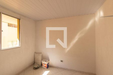 Quarto 2 de apartamento para alugar com 2 quartos, 45m² em Tatuquara, Curitiba