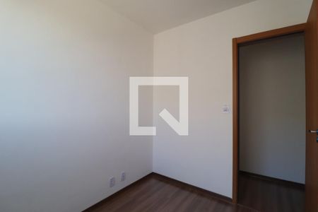 Quarto 1 de apartamento para alugar com 2 quartos, 45m² em Jardim Inconfidencia, Uberlândia