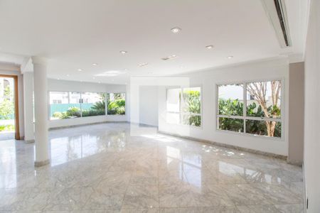 Sala de casa de condomínio à venda com 3 quartos, 530m² em Residencial Dois (Tambore), Santana de Parnaíba