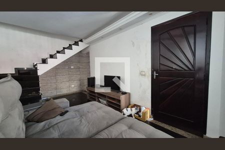 Sala  de casa para alugar com 2 quartos, 116m² em Vila Camilópolis, Santo André