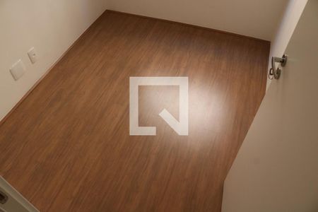 Quarto 1 de apartamento para alugar com 2 quartos, 33m² em Parque Industrial Tomas Edson, São Paulo