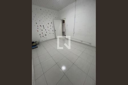 Casa para alugar com 4 quartos, 262m² em Vila Assuncao, Praia Grande