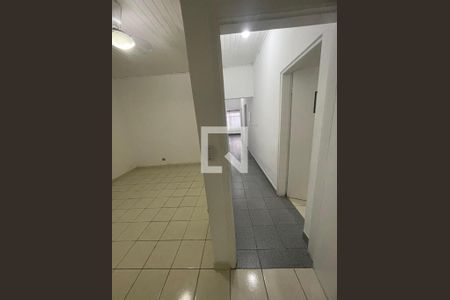Casa para alugar com 4 quartos, 262m² em Vila Assuncao, Praia Grande