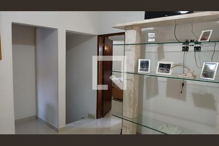 Casa à venda com 5 quartos, 385m² em Vila Sao Francisco (Zona Leste), São Paulo