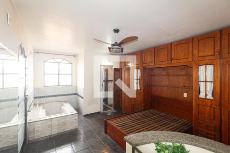 Suíte de casa para alugar com 3 quartos, 200m² em Campo Grande, Rio de Janeiro