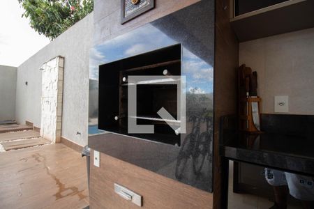 Churrasqueira de casa de condomínio para alugar com 5 quartos, 320m² em Estância Quintas da Alvorada, Brasília
