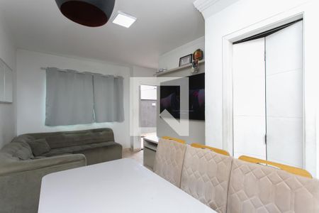 Sala  de casa de condomínio à venda com 2 quartos, 68m² em Parada Xv de Novembro, São Paulo