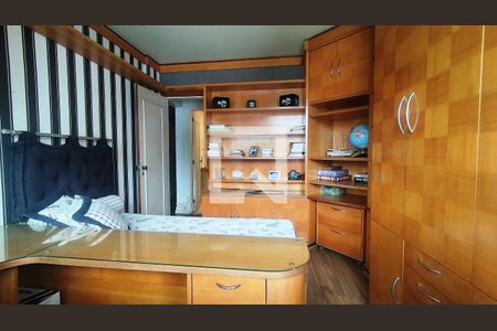 Quarto de apartamento à venda com 3 quartos, 152m² em Icaraí, Niterói