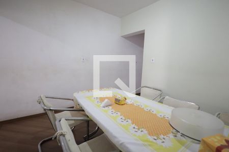 Sala de Jantar de casa à venda com 4 quartos, 200m² em Utinga, Santo André