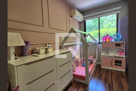 Quarto  de apartamento para alugar com 2 quartos, 87m² em Recreio dos Bandeirantes, Rio de Janeiro