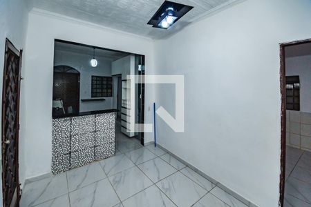 Casa para alugar com 2 quartos, 100m² em Braúnas, Belo Horizonte