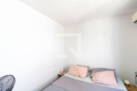 Quarto 1 de apartamento para alugar com 2 quartos, 41m² em Guaratiba, Rio de Janeiro