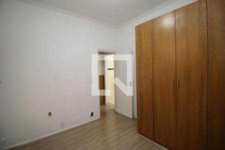 Sala/Quarto de apartamento para alugar com 2 quartos, 42m² em Vicente de Carvalho, Rio de Janeiro
