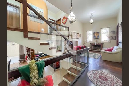 Sala de casa à venda com 3 quartos, 500m² em Adalgisa, São Paulo