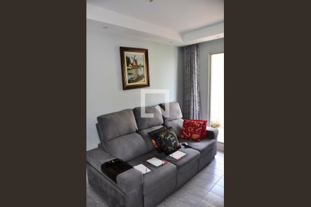 Detalhe - Sala e Sala de Jantar de apartamento para alugar com 2 quartos, 50m² em Parque Monteiro Soares, São Paulo