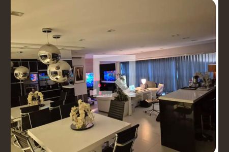 Foto 01 de apartamento para alugar com 1 quarto, 84m² em Pinheiros, São Paulo