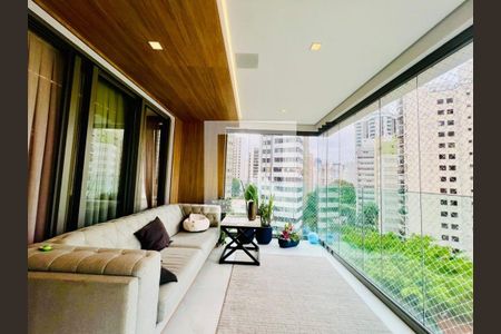 Apartamento à venda com 3 quartos, 156m² em Paraíso, São Paulo