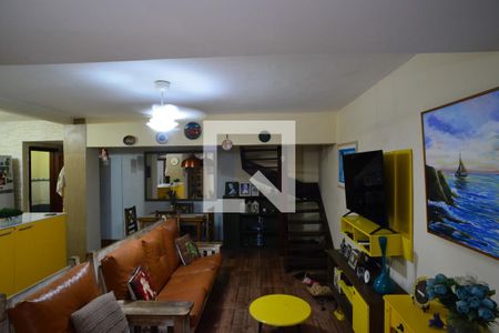 Sala de casa de condomínio à venda com 3 quartos, 250m² em Barra da Tijuca, Rio de Janeiro