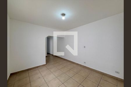 Sala de casa para alugar com 3 quartos, 137m² em Jardim Aeroporto, São Paulo