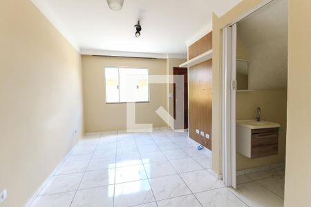 Sala de casa de condomínio para alugar com 2 quartos, 60m² em Parada Xv de Novembro, São Paulo