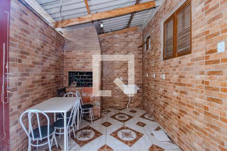 Pátio Fundos de casa à venda com 1 quarto, 64m² em Passo das Pedras, Porto Alegre