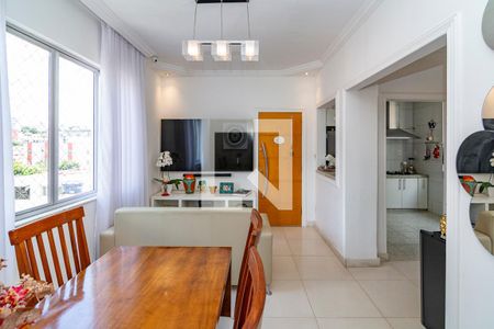 Sala de apartamento para alugar com 3 quartos, 90m² em Grajaú, Belo Horizonte