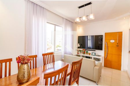 Sala de apartamento para alugar com 3 quartos, 90m² em Grajaú, Belo Horizonte