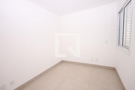 Quarto 1 de apartamento para alugar com 3 quartos, 58m² em Vila Lucy, Goiânia