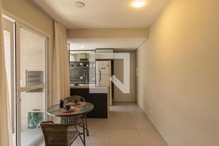 Sala de apartamento para alugar com 2 quartos, 75m² em Novo Mundo, Curitiba