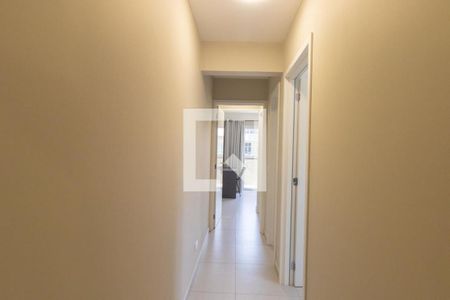 Corredor de apartamento para alugar com 2 quartos, 75m² em Novo Mundo, Curitiba