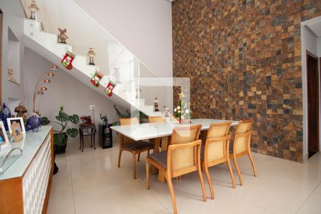 Sala de casa de condomínio para alugar com 4 quartos, 370m² em Condomínio Quintas do Sol, Brasília