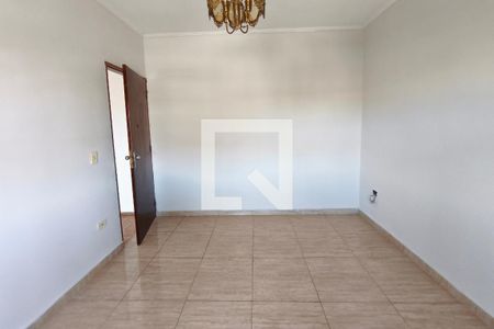 Quarto 1 de casa para alugar com 2 quartos, 100m² em Jardim Carlos Lourenço, Campinas