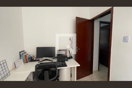 Quarto 1 de apartamento para alugar com 2 quartos, 48m² em Portuguesa, Rio de Janeiro