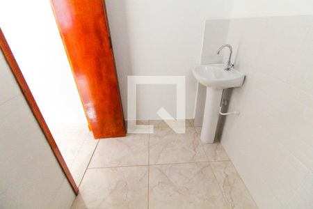 Banheiro de casa para alugar com 1 quarto, 40m² em Vila Curuçá Velha, São Paulo