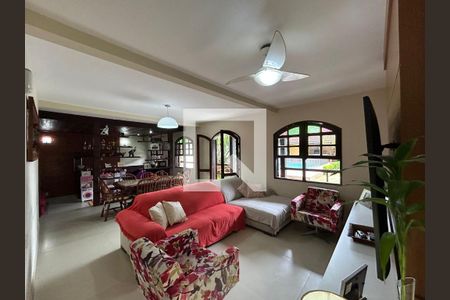 Sala de casa de condomínio à venda com 4 quartos, 600m² em Anil, Rio de Janeiro