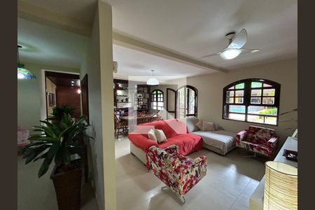 Sala de casa de condomínio à venda com 4 quartos, 600m² em Anil, Rio de Janeiro