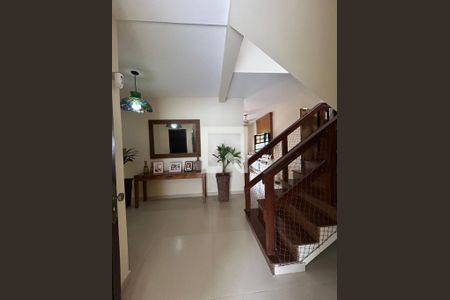 Sala de casa de condomínio à venda com 4 quartos, 600m² em Anil, Rio de Janeiro