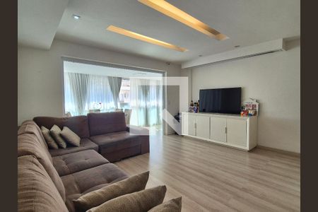 Sala  de apartamento à venda com 4 quartos, 206m² em Barra da Tijuca, Rio de Janeiro