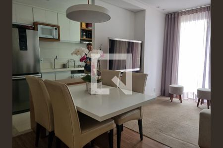 Sala de apartamento à venda com 2 quartos, 72m² em Cambuí, Campinas