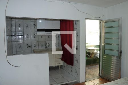 Casa para alugar com 1 quarto, 18m² em Jardim do Colegio, Embu das Artes