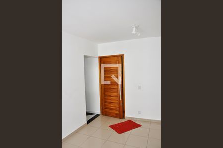 Detalhe - Sala e Sala de Jantar de apartamento para alugar com 2 quartos, 49m² em Vila Cruz das Almas, São Paulo